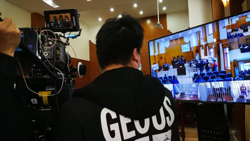 AI生成VS人工创意——门头沟区广告片拍摄公司的技术浪漫主义实践